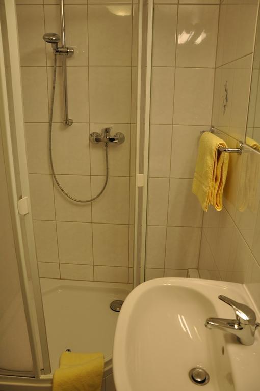 Hotel Buergerhof Homburg  Rum bild