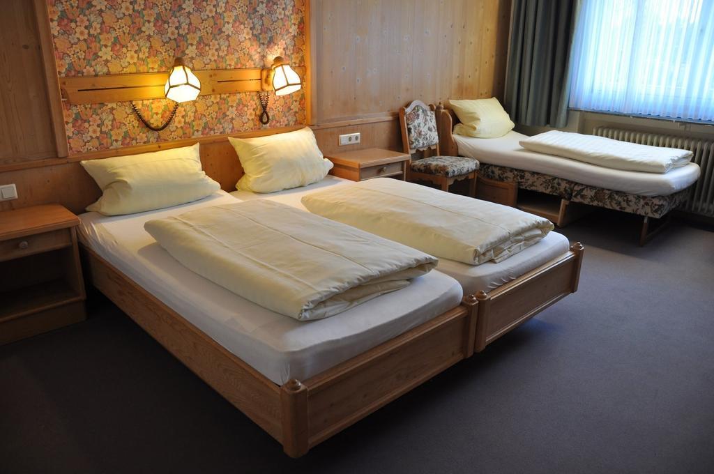 Hotel Buergerhof Homburg  Rum bild